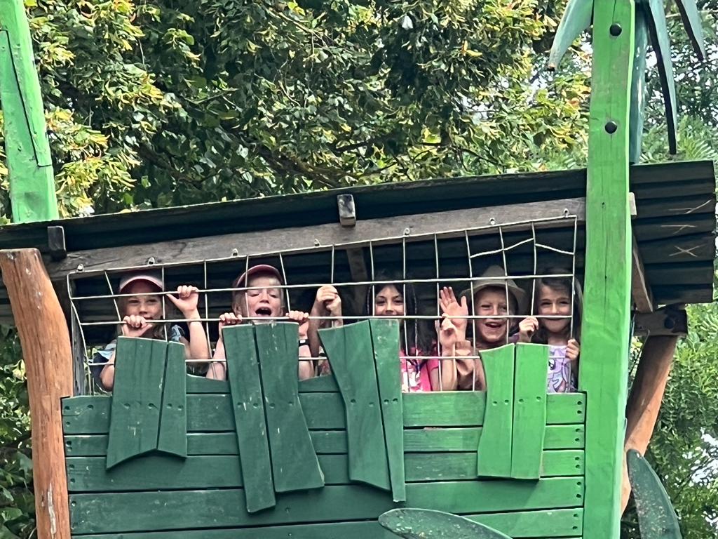 Abschlussfahrt Spielplatz (c) Abschlussfahrt Vorschulkinder Juli 2023, Kita Heilig Geist Veitsbronn,